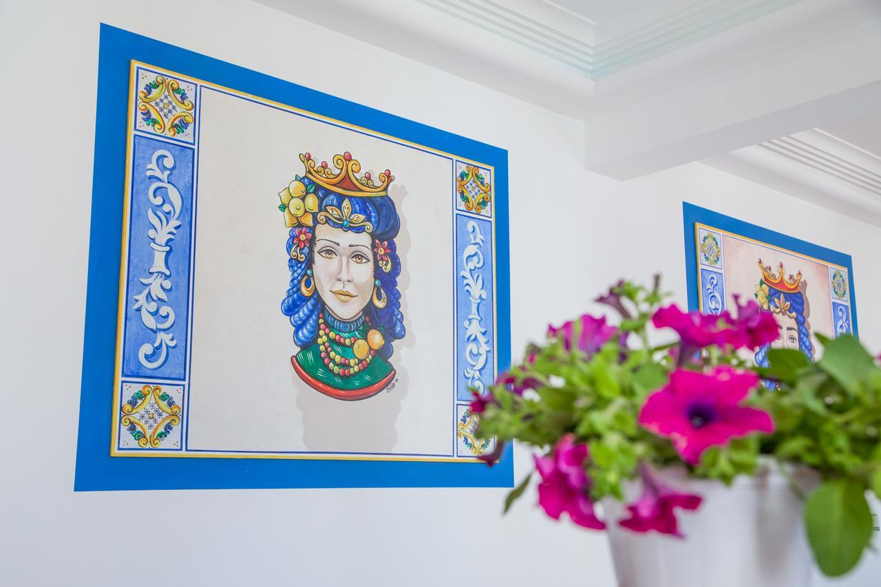 גיארדיני נאקסוס Assinos Palace Hotel מראה חיצוני תמונה