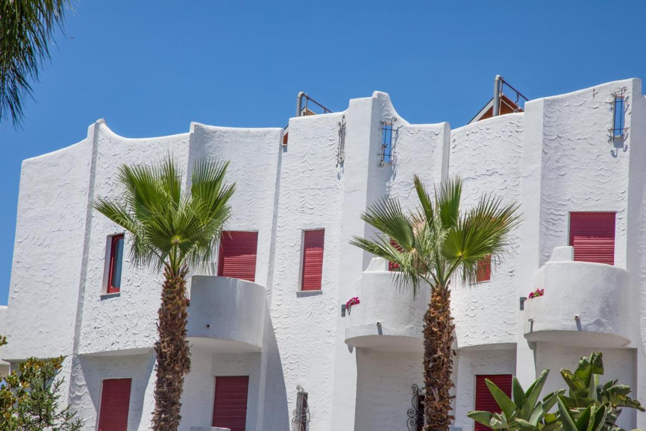 גיארדיני נאקסוס Assinos Palace Hotel מראה חיצוני תמונה